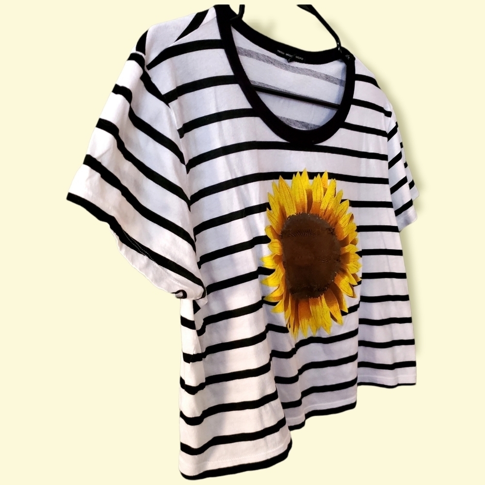 Striped Sunflower Crop T Shirt - Picture 3 of 6